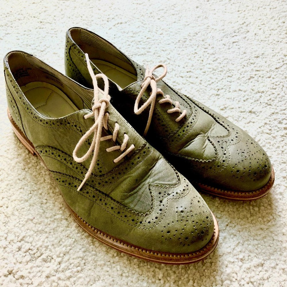 J Shoes Wingtip Leather Shoes (Olive)